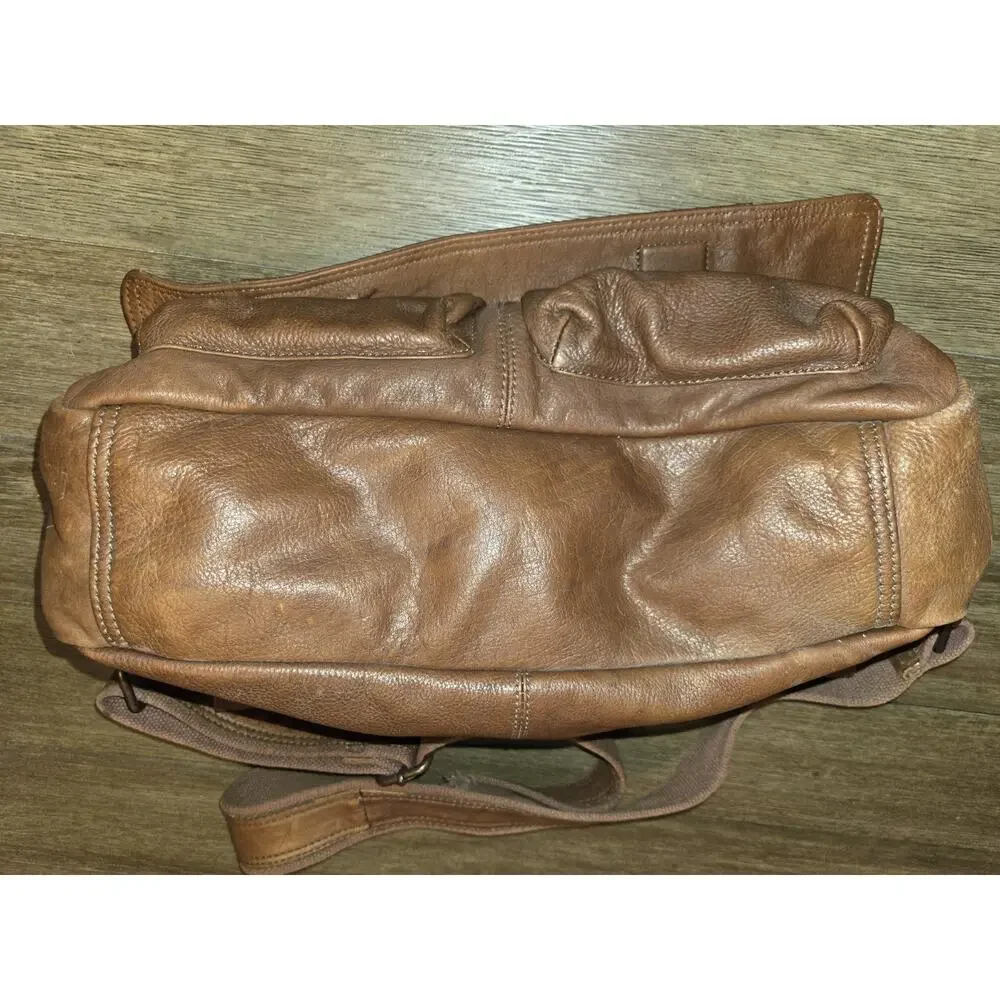Fossil Brown Leather Messenger Bag 16